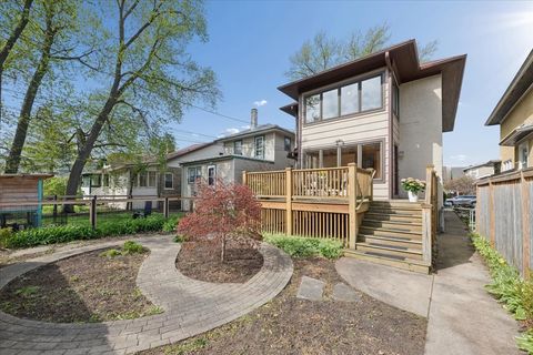 Tiny photo for 944 N Humphrey Avenue, Oak Park, IL 60302 (MLS # 12624545)