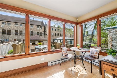 Tiny photo for 944 N Humphrey Avenue, Oak Park, IL 60302 (MLS # 12624545)