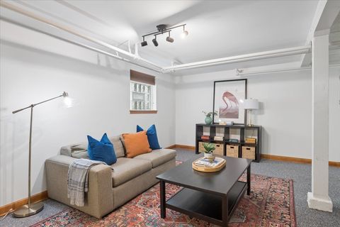 Tiny photo for 944 N Humphrey Avenue, Oak Park, IL 60302 (MLS # 12624545)