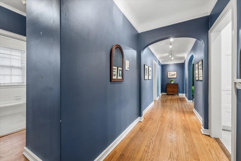 Tiny photo for 940 MICHIGAN Avenue #1H, Evanston, IL 60202 (MLS # 12738118)