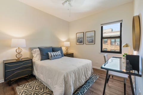 Tiny photo for 824 Hinman Avenue #3N, Evanston, IL 60202 (MLS # 12737542)