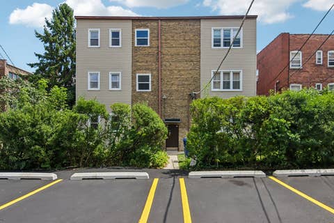 Tiny photo for 824 Hinman Avenue #3N, Evanston, IL 60202 (MLS # 12737542)