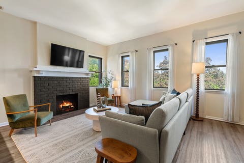Tiny photo for 824 Hinman Avenue #3N, Evanston, IL 60202 (MLS # 12737542)
