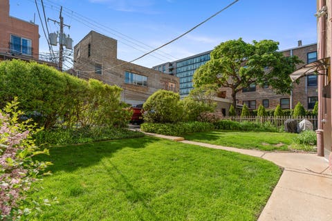 Tiny photo for 824 Hinman Avenue #3N, Evanston, IL 60202 (MLS # 12737542)