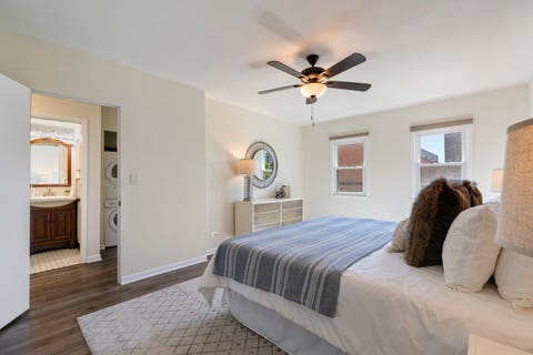 Tiny photo for 824 Hinman Avenue #3N, Evanston, IL 60202 (MLS # 12737542)