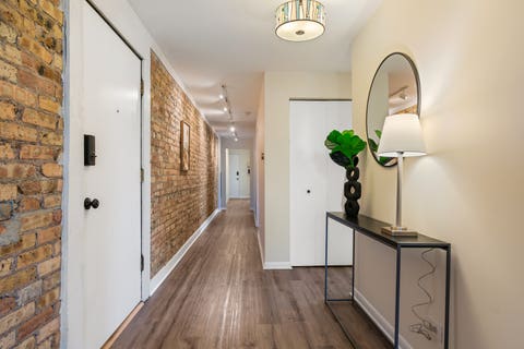 Tiny photo for 824 Hinman Avenue #3N, Evanston, IL 60202 (MLS # 12737542)