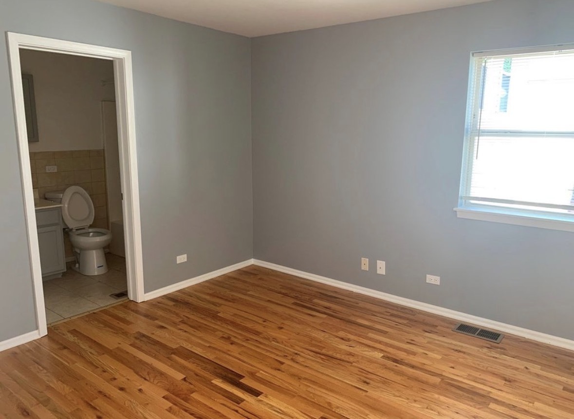 2216 W Adams Street 2