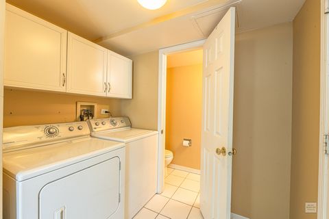 Tiny photo for 956 Four Seasons Boulevard, Aurora, IL 60504 (MLS # 12569350)