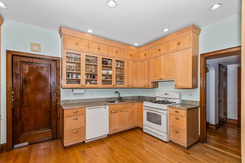 Tiny photo for 525 Wisner Street, Park Ridge, IL 60068 (MLS # 12714869)
