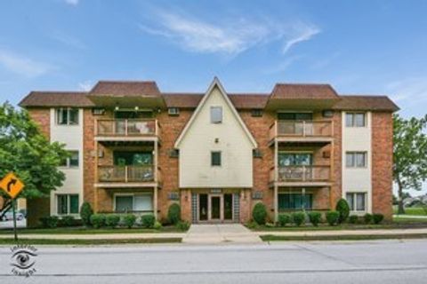 Photo of 6655 172nd Street #2A, Tinley Park, IL 60477 (MLS # 12650353)