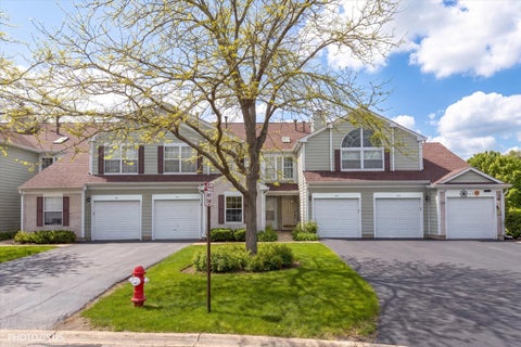 Photo of 12 Taft Court #A, Streamwood, IL 60107 (MLS # 12793641)