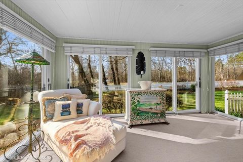 Tiny photo for 26048 W Cuba Road, Barrington, IL 60010 (MLS # 12624057)