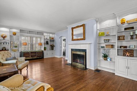 Tiny photo for 26048 W Cuba Road, Barrington, IL 60010 (MLS # 12624057)