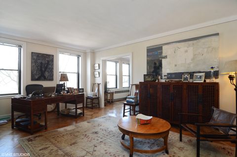 Tiny photo for 2000 N Lincoln Park West Avenue #312, Chicago, IL 60614 (MLS # 12623681)