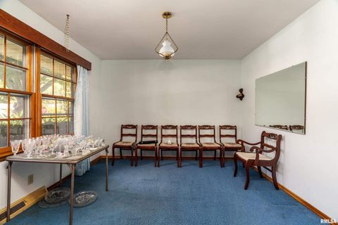 Tiny photo for 301 S GLENVIEW Drive, Carbondale, IL 62901 (MLS # EB458837)