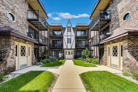 Tiny photo for 7616 W Lawrence Avenue #3A, Harwood Heights, IL 60706 (MLS # 12481004)