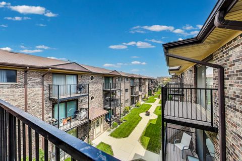 Tiny photo for 7616 W Lawrence Avenue #3A, Harwood Heights, IL 60706 (MLS # 12481004)