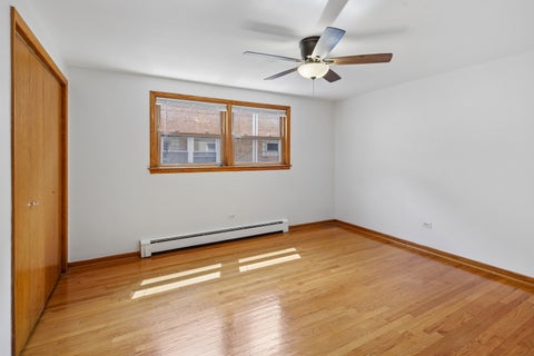 Tiny photo for 4928 N Lester Avenue #2B, Chicago, IL 60630 (MLS # 12754215)