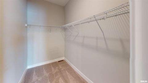 Tiny photo for 5937 BUTTERFIELD Drive, Bettendorf, IA 52722 (MLS # QC4267030)