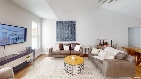 Tiny photo for 5937 BUTTERFIELD Drive, Bettendorf, IA 52722 (MLS # QC4267030)