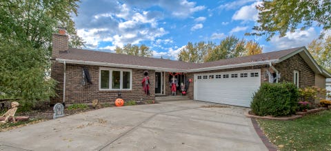 Photo of 1605 S Regan Road, New Lenox, IL 60451 (MLS # 12717241)