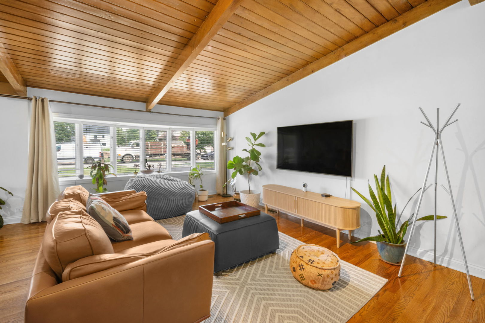 3465 Tamarind Drive