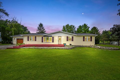 Tiny photo for 14716 Il Route 176 Highway, Woodstock, IL 60098 (MLS # 12552143)