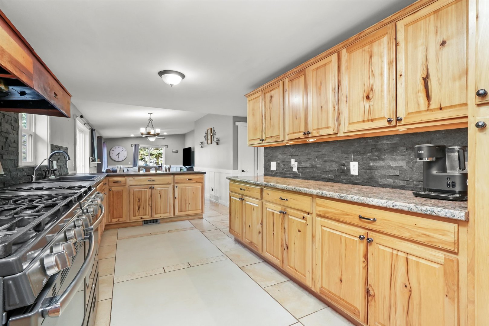 14716 Il Route 176 Highway