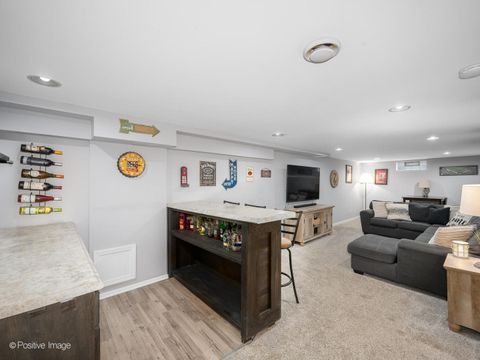 Tiny photo for 807 VALLEY Lane, Lockport, IL 60441 (MLS # 12478965)