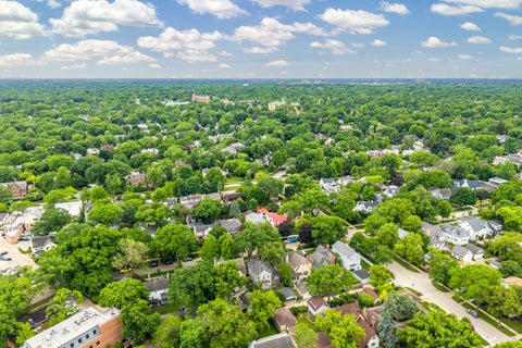 Tiny photo for 547 Melrose Avenue, Kenilworth, IL 60043 (MLS # 12676166)