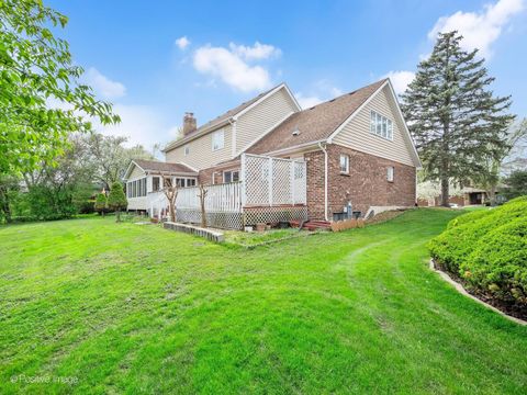 Tiny photo for 11547 Burr Oak Lane, Burr Ridge, IL 60527 (MLS # 12623060)