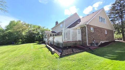 Tiny photo for 11547 Burr Oak Lane, Burr Ridge, IL 60527 (MLS # 12623060)