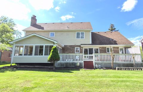 Tiny photo for 11547 Burr Oak Lane, Burr Ridge, IL 60527 (MLS # 12623060)