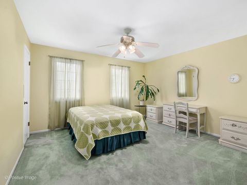 Tiny photo for 11547 Burr Oak Lane, Burr Ridge, IL 60527 (MLS # 12623060)