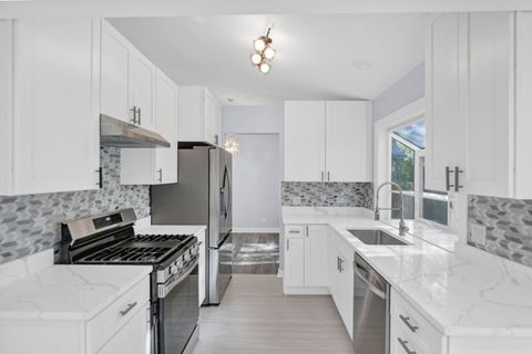 Tiny photo for 27W125 CHESTNUT Lane, Winfield, IL 60190 (MLS # 12531808)