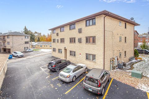 Tiny photo for 9535 S 53rd Avenue #3S, Oak Lawn, IL 60453 (MLS # 12514693)