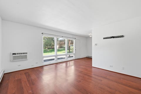 Tiny photo for 4439 Arbor Circle #1, Downers Grove, IL 60515 (MLS # 12720435)
