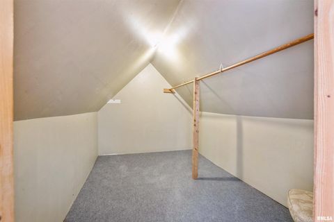 Tiny photo for 837 14TH Avenue S, Clinton, IA 52732 (MLS # QC4269148)