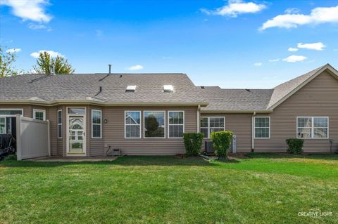 Tiny photo for 21522 Lake St Clair Drive, Crest Hill, IL 60403 (MLS # 12479369)