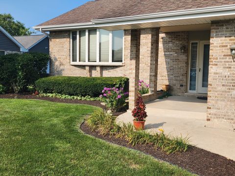 Tiny photo for 22100 Princeton Circle, Frankfort, IL 60423 (MLS # 12602452)