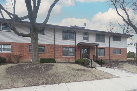 235 Washington Square C Elk Grove Village IL 60007