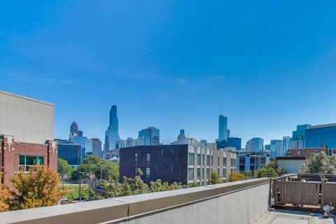 Tiny photo for 1010 N Crosby Street, Chicago, IL 60610 (MLS # 12476248)