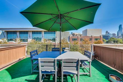 Tiny photo for 1010 N Crosby Street, Chicago, IL 60610 (MLS # 12476248)