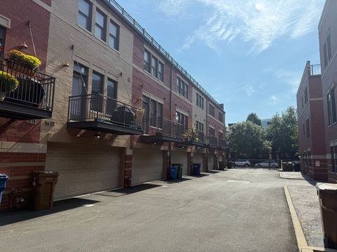 Tiny photo for 1010 N Crosby Street, Chicago, IL 60610 (MLS # 12476248)