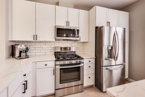 Tiny photo for 1010 N Crosby Street, Chicago, IL 60610 (MLS # 12476248)