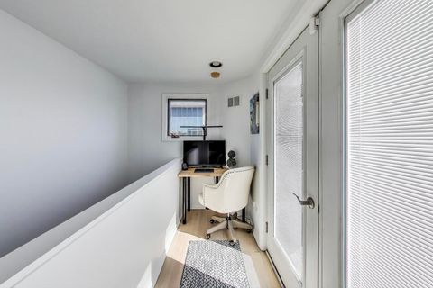 Tiny photo for 1010 N Crosby Street, Chicago, IL 60610 (MLS # 12476248)