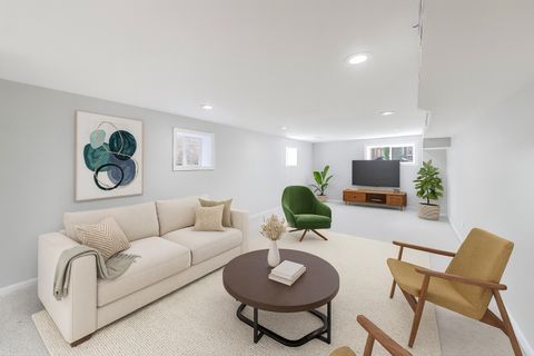 Tiny photo for 5716 W Eastwood Avenue, Chicago, IL 60630 (MLS # 12511269)