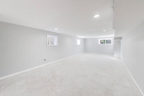 Tiny photo for 5716 W Eastwood Avenue, Chicago, IL 60630 (MLS # 12511269)