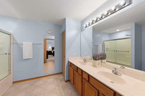 Tiny photo for 2285 Stacy Circle, Montgomery, IL 60538 (MLS # 12686994)
