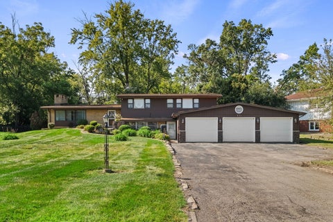 Tiny photo for 624 Brookwood Drive, Olympia Fields, IL 60461 (MLS # 12738862)
